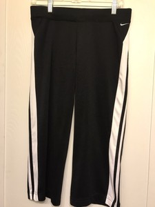 nike women's capri joggers