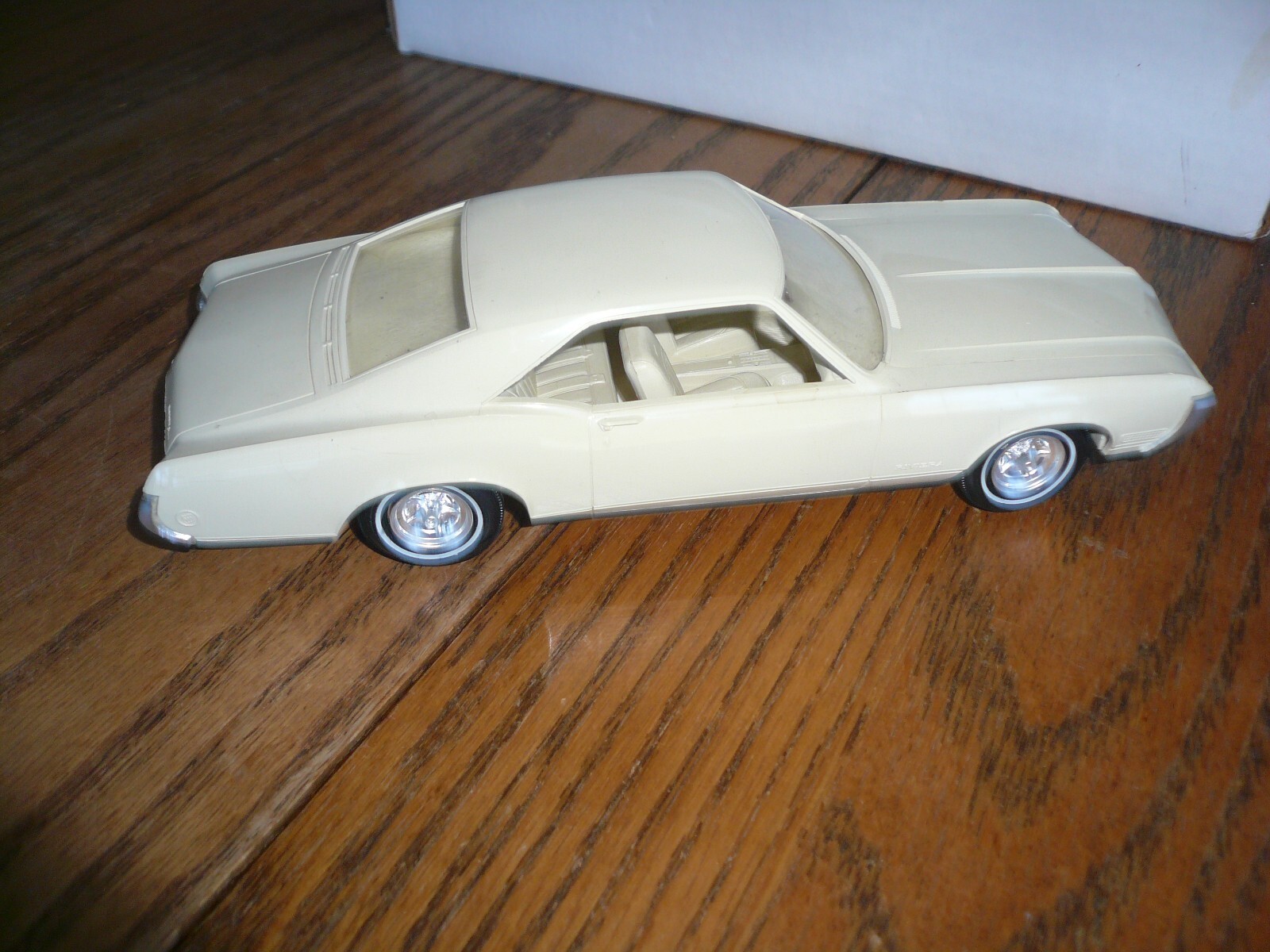 Picture 3 of 5