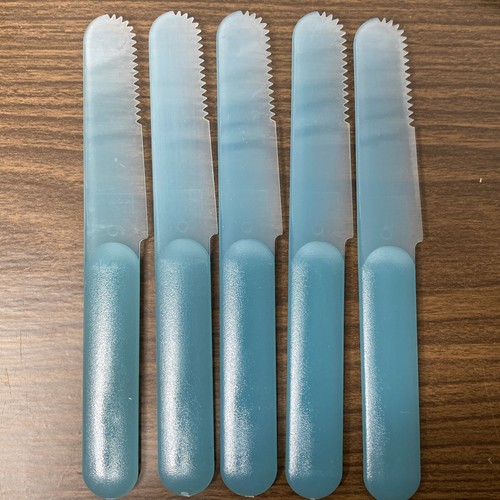 Bodum Plastic Flatware Aqua Blue 20 Pieces (5) 4-Piece Place Settings EUC - Picture 3 of 10