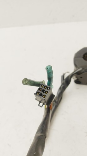 92 Suzuki GSXR 1100 M Right Handlebar Switch Gear - Picture 5 of 6