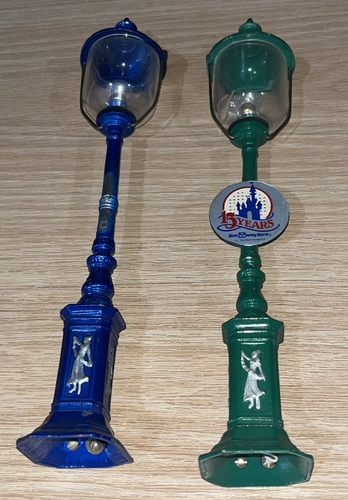 2 Pride Lines Street Lamp Walt Disney 15 Years Mickey Stndrd Gauge Green & Blue