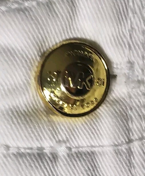 Picture 4 of 10