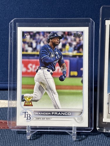2022 Topps Wander Franco RC Rookie Lot #215 & Topps Living Set #495 SP Rays - Picture 3 of 6