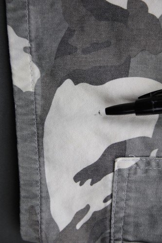 Pantalones cortos de carga Wrangler auténticos de edición camuflada para hombre blancos grises talla 42 - Imagen 5 de 8