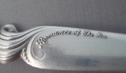 Wallace Romance of the Sea Sterling Silver Four Piece Setting - Picture 2 of 2