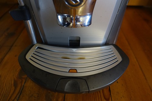 Saeco Talea Touch, SUP 032AR, 1500W,  Kaffeevollautomat, ungeprüft, defekt - Bild 3 von 10