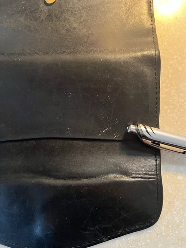 Casa rodante ANTHROPOLOGIE CAPAZ cuero negro minimalista billetera plegable tarjetas de crédito $88 - Imagen 6 de 8