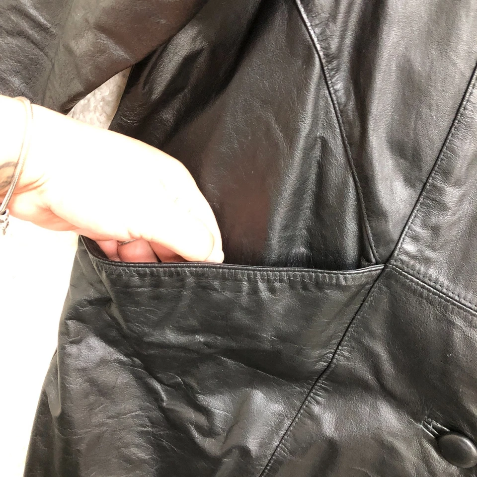 Gabardina Brandon Thomas mediana adulto cuero negro manga larga muescas para mujer Foto 3 de 4