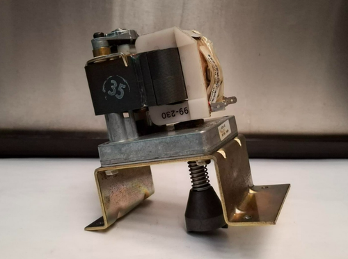 Rowe HOPPER DRIVE MOTOR ASSY 115V W/BRAKET. P/N: 4-50341-02  [USED] - Picture 4 of 7