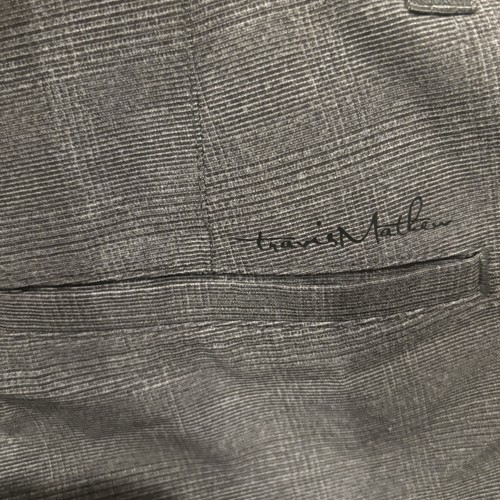 Travis Mathew Men’s Golf Shorts – Size 32 – Grommet Textured Grey Pinstripe - Picture 4 of 5