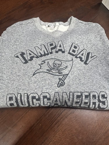 Tampa Bay Buccaneers Ladies Sweat Shirt Size M Junk Food of Los Angeles. Soft - Picture 8 of 10