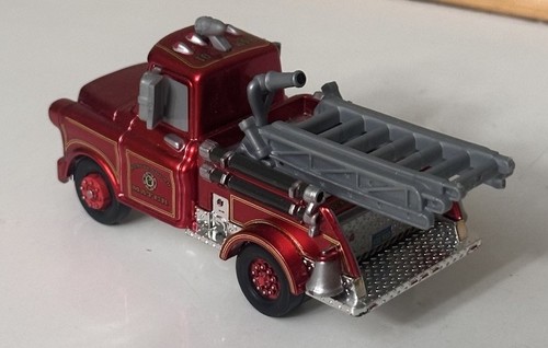 Disney Pixar Cars Toon Rescue Squad Mater Ransburg Mattel Diecast Suelto 1:55 - Imagen 4 de 6