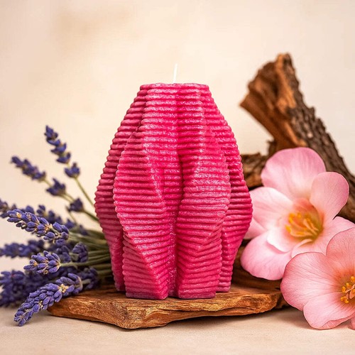 VOSK Handmade Candle - Blossom Candle, Merlot Glow, Lavender - Picture 5 of 7
