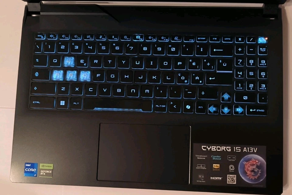 MSI Cyborg 15 A13VF,INTATTO,Notebook Gaming,144hz, 16GB RAM,1T SSD,rtxNVIDIA4060 - Immagine 4 di 4