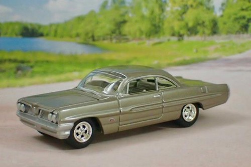 2nd Gen 1961 Pontiac Catalina 389ci Tri-Power V8 Coupe 1/64 Scale Limited Edit K - Bild 4 von 5