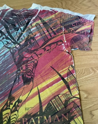 Vintage YOUTH Batman Returns Shirt 1991 AOP All Over Print Large 16/18 Single St - Picture 12 of 12