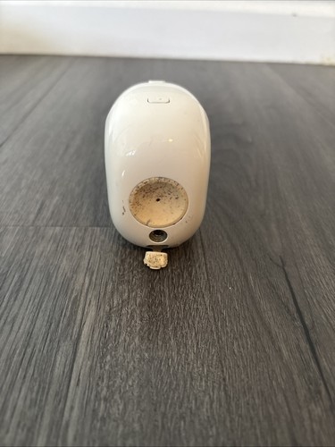 Arlo Pro 720p VMC4030 HD Wireless Security Camera Excellent working condition - Picture 3 of 4
