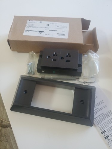 Commscope Receptacle For Floor Flat Wire  - Picture 1 of 2