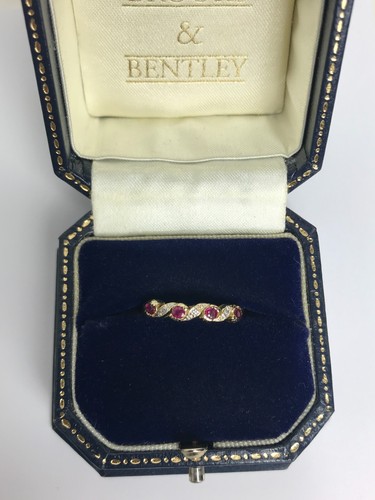 Ruby and Diamond Ring 9ct Gold Art Deco Style Ruby Diamond Vintage Ring - Size M - 第 5/18 張圖片