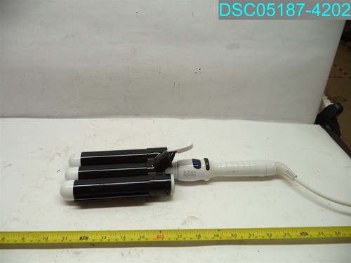 Used BondiBoost Wave Wand Hair Curling Iron Wand Triple Extra-Large Barrels - Bild 1 von 6