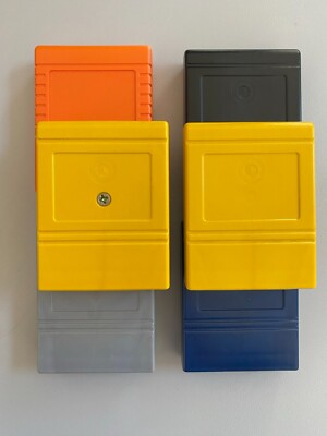 Für Commodore C-64/C-128: Ersatzmodulgehäuse diverse Farben mit Labelfeld