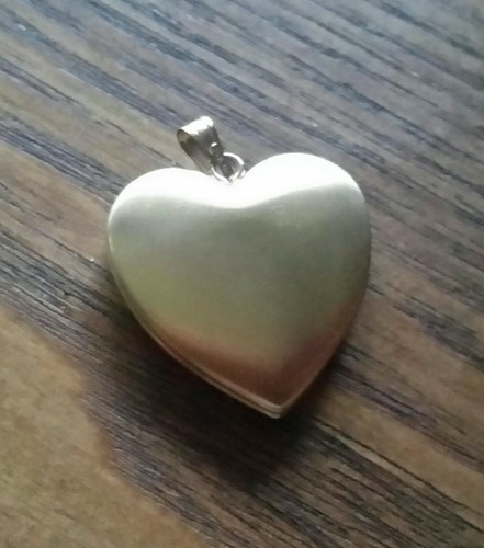 FREE ENGRAVING (PERSONALIZED) Gold Baptism Heart Locket - Picture 4 of 6