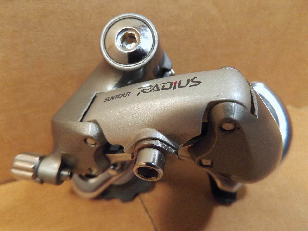 New-Old-Stock Suntour Radius Rear Derailleur...6 7 Speed Index Shifting Capable New-Old-Stock Suntour Radius Rear Derailleur...6 7 Speed Index Shifting Capable