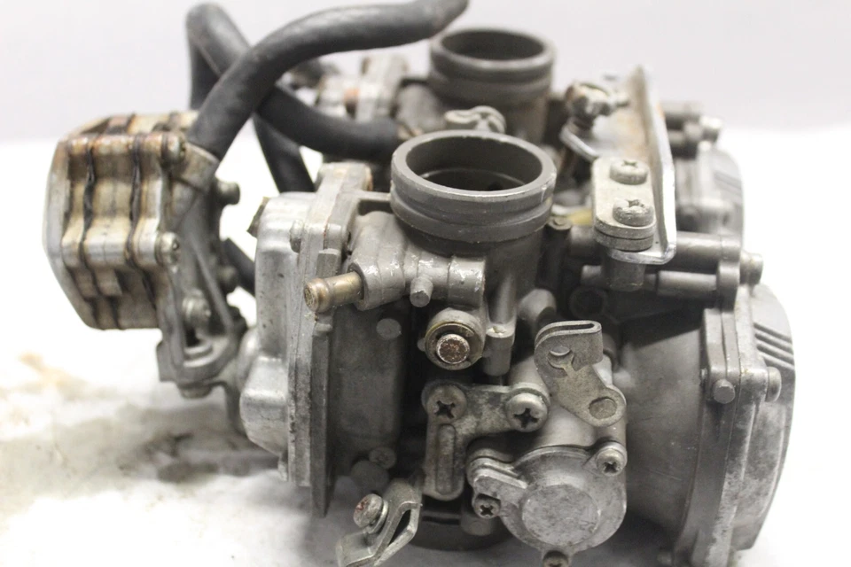 CARB ASSY 1&2 22U-14901-01-00, 22U-14902-01-00 1983 YAMAHA VIRAGO XV500K Foto 3 de 4