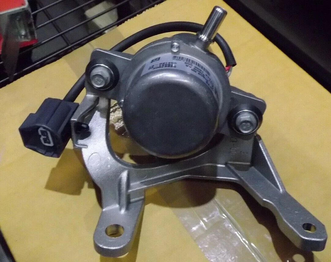 Genuine Holden New Brake Vacuum Pump suits Holden VE VF V6