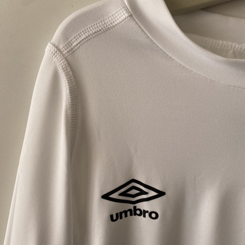 Umbro Junior Base Layer Top White Core Long Sleeved Crew Boys Girls Youth Sz L - Picture 4 of 10