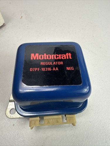 REGULADOR DE VOLTAJE VINTAGE MOTORCRAFT GR-341-B # D4TZ-10316-A NOS - Imagen 2 de 7