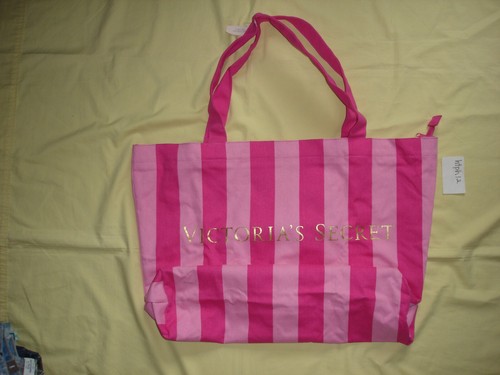 Neu mit Etikett NEU Victoria's Secret VS Weekender Beuteltasche Kosmetiktasche rosa Streifen goldfarbenes Logo - Bild 13 von 15