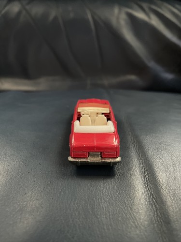Road Champs Buick Riviera Conv. Loose Good 1984 Casting Vintage Very Rare - Picture 4 of 10