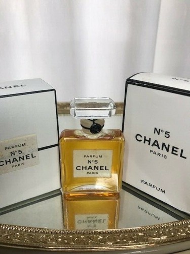 Chanel No 5 pure parfum 14 ml. Vintage 1970 original edition. Sealed | eBay Chanel No 5 pure parfum 14 ml. Vintage 1970 original edition. Sealed | eBay