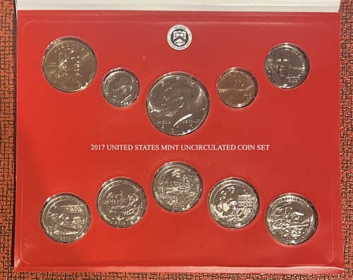 2017 US Uncirculated Mint set Philadelphia and Denver Mint 20 coins - Picture 2 of 5