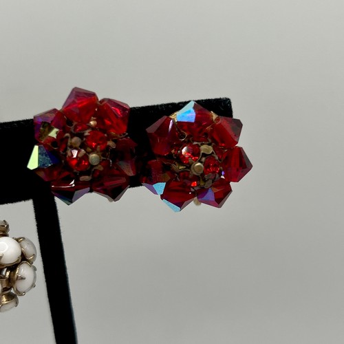 Vintage Earrings Lot Clip & Screwback 4 Sets Avon Monet. Retro Collectible - Picture 2 of 13