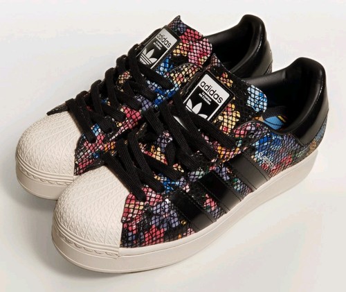 Adidas Superstar "Floral Twist" Plateauschuhe Damengröße 8 – FW3701