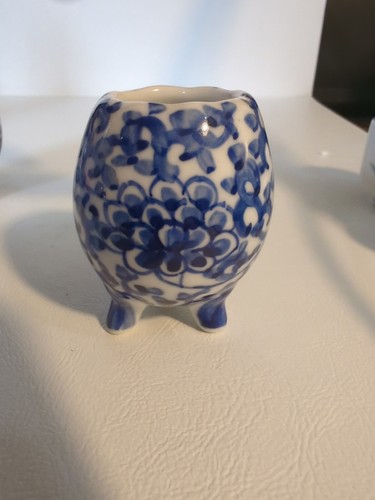 Vintage Pair 2 blue & white porcelain Tooth Pick Holders Bowl Floral Botanical - Picture 2 of 14
