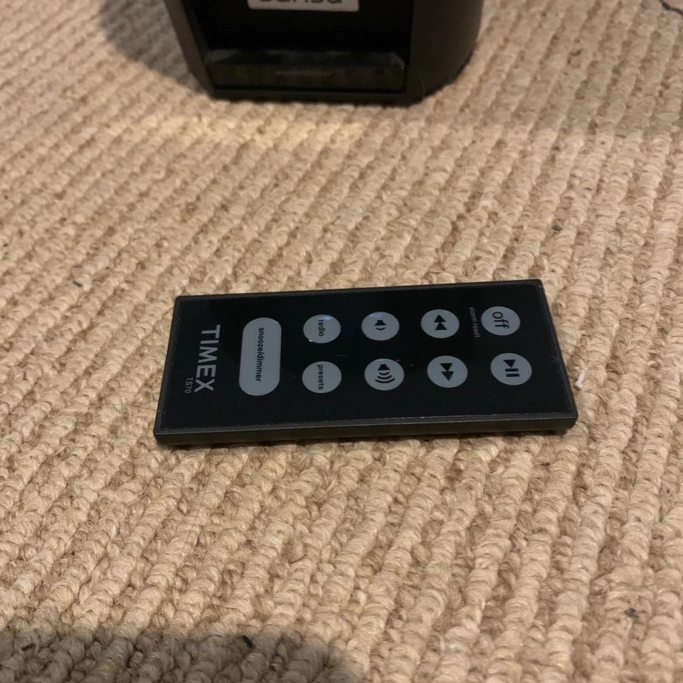 TIMEX Radio TS70 Clock w/ Dock Combo Remote Tested Works - Image 4 of 4