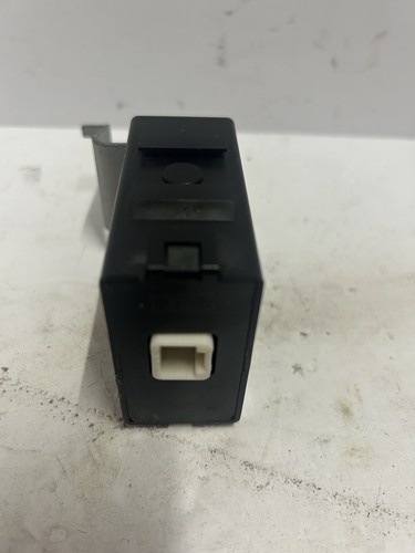 Subaru Keyless Entry Control Unit Module OEM 88035-AE030 - Picture 4 of 4