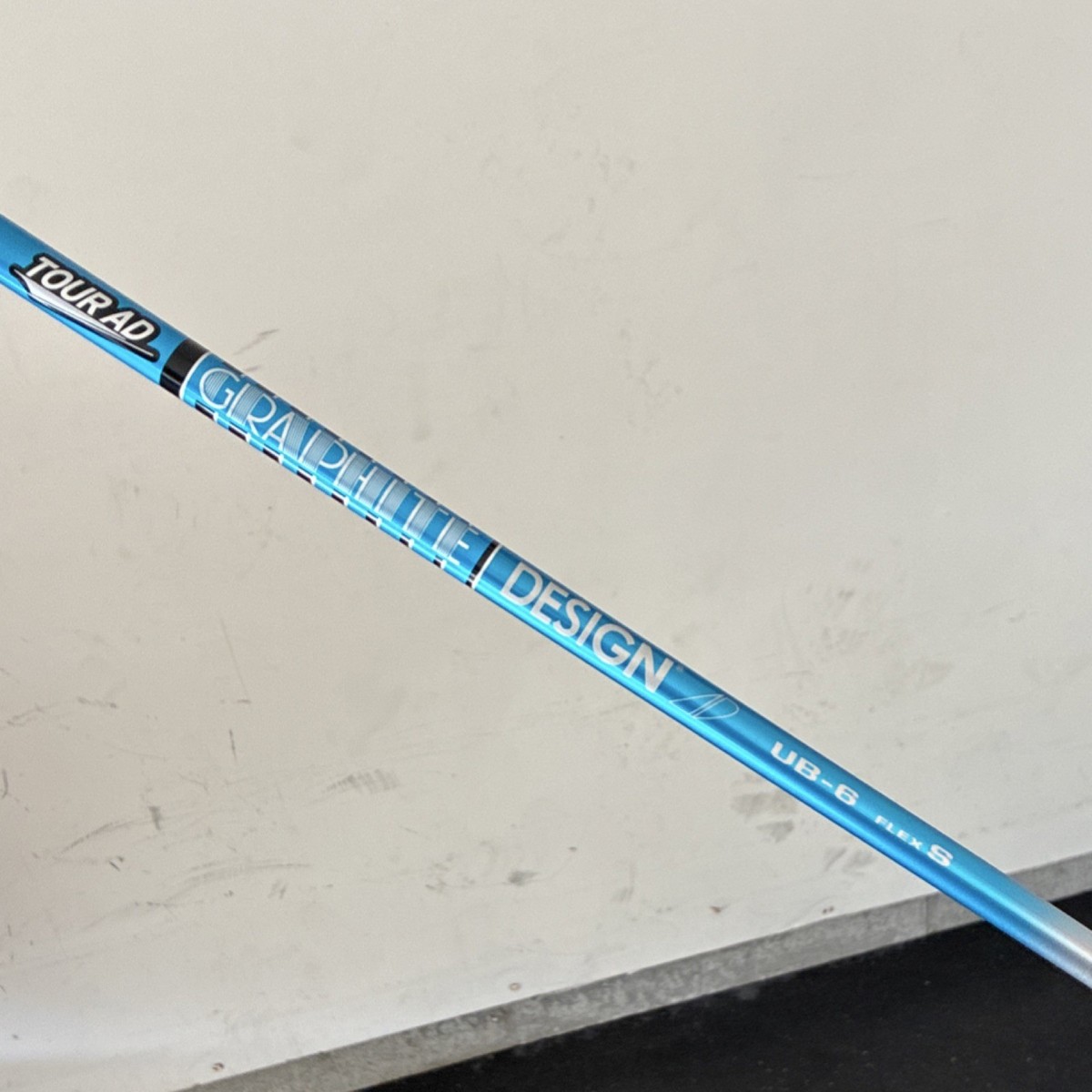 Graphite Design Tour AD UB-6 Graphite Golf Shaft Stiff Flex Blue