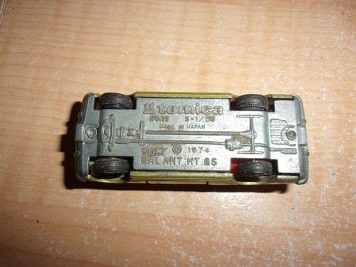 Tomica No.13 Mitsubishi Colt Galant HT GS grün 1974 1:59 - Bild 4 von 4