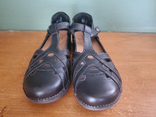 Clarks Unstructured Appley Way T-Strap Cutout Womens 8 Black Leather Comfort - Picture 4 of 7
