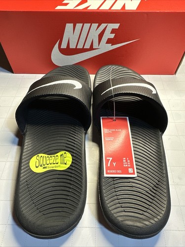 Nike Kawa Slide Sandal (GS/PS) Black/White Sizes 7Y 819352-001 (NWB)