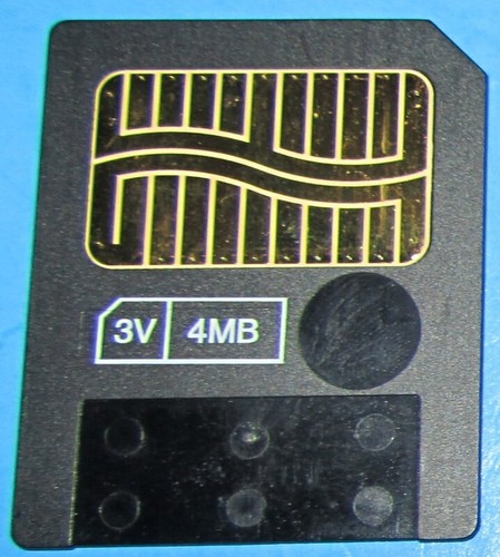 ONE pre-owned Smart Media 4 MB Megabytes 3 Volts Memory Card Seller Guarantee