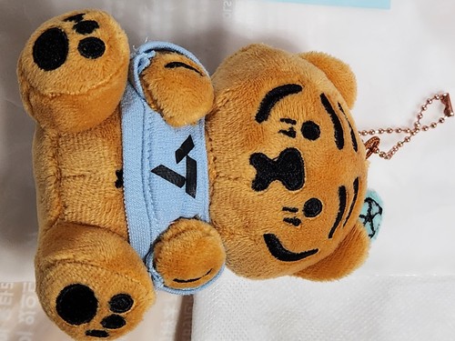 Seventeen BONGBONG TIGER KEYRING SET Artist-Made Collection season1 popup - Picture 2 of 10