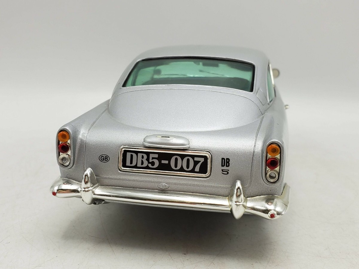 Chrono 1/18 1963 Aston Martin DB5 007 James Bond Die Cast