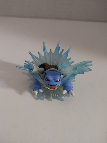 2016 Pokemon BLASTOISE EX Red & Blue Collection 2" Collectible Figure Toy - Picture 2 of 6