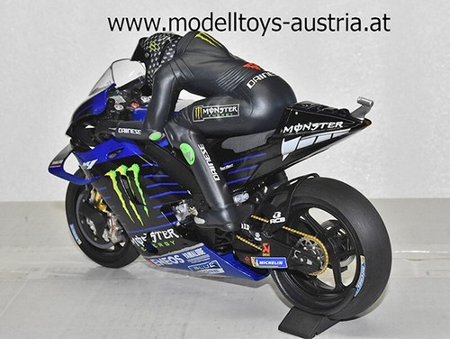 Yamaha YZR M1 2019 Test VALENCIA Lewis HAMILTON 1:12 Minichamps - Imagen 4 de 13