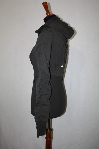 Lululemon Womens Size 6 Dark Olive Dance Studio III Jacket Reversible Hooded - Picture 5 of 7